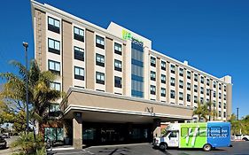 Holiday Inn Express Los Angeles Lax Airport By Ihg